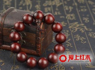 小叶紫檀的油性为何那么高?