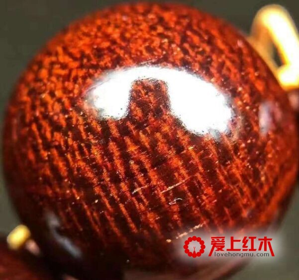 大龙鳞纹理的紫檀手串是什么样子的？-4