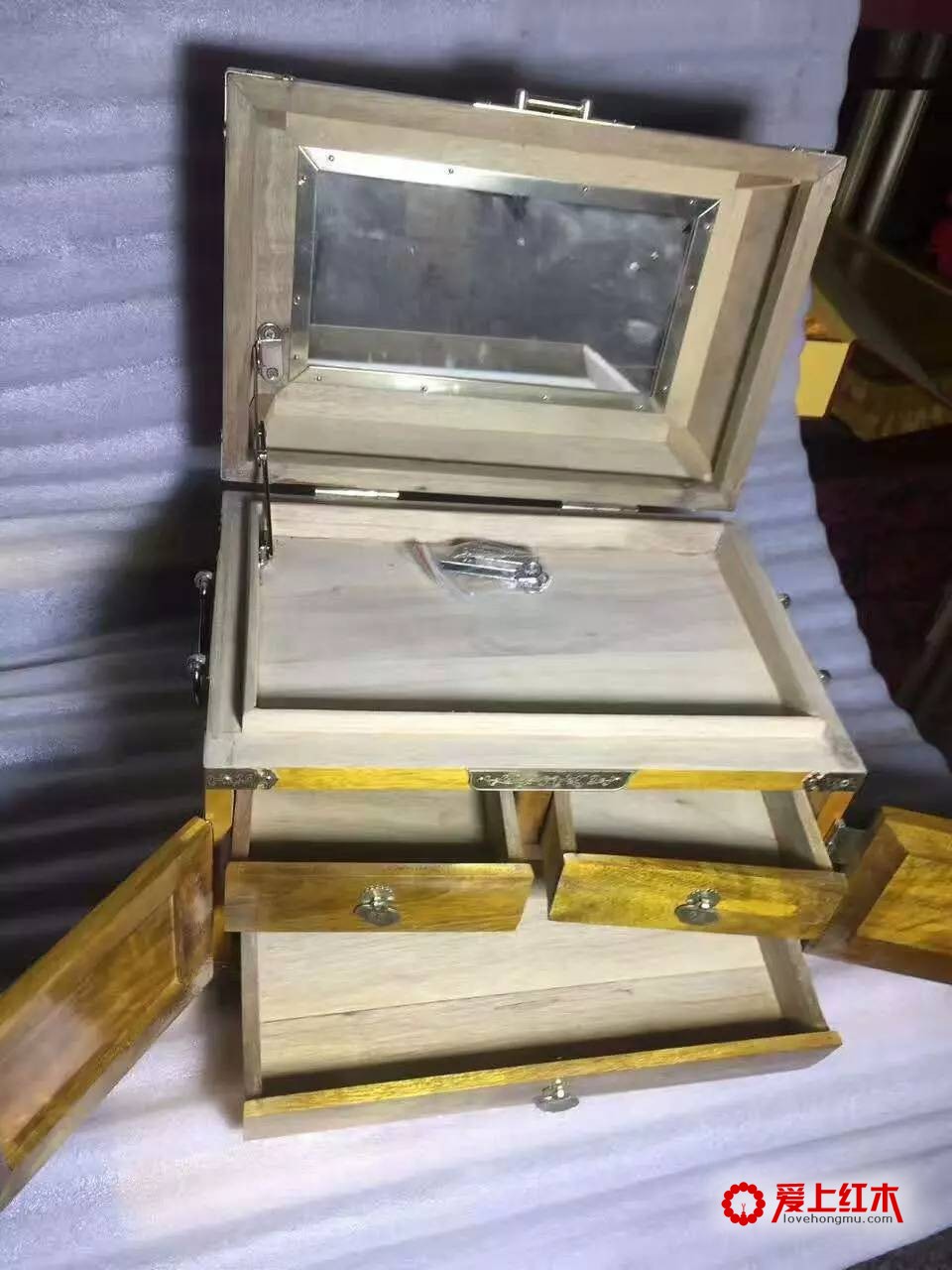 金丝楠木小叶桢楠首饰百宝箱精品欣赏-5