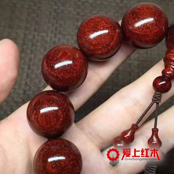 小叶紫檀的油性和糯性是什么？小叶紫檀如何选择-3