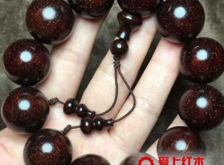 什么原因造成了小叶紫檀的开裂？