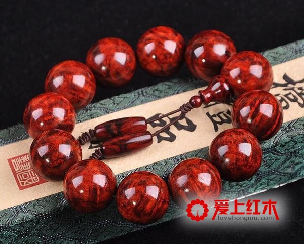 收藏小叶紫檀，必须把握这4点-2
