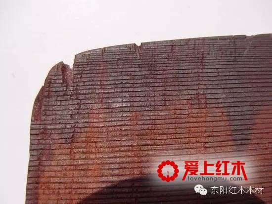 用核桃油保养红木家具？效果会让你后悔不已-1