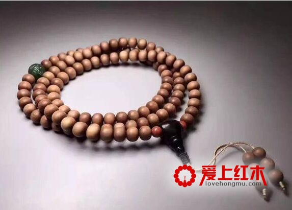 红木手串是精品，日常保养需做好“三防-3