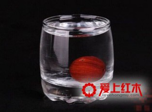 如何鉴别小叶紫檀的真伪？八步鉴别小叶紫檀真伪