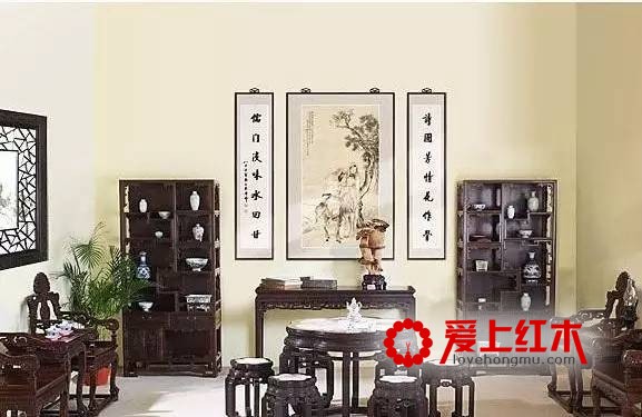 红木家具的世界中除了手工最重要的材质