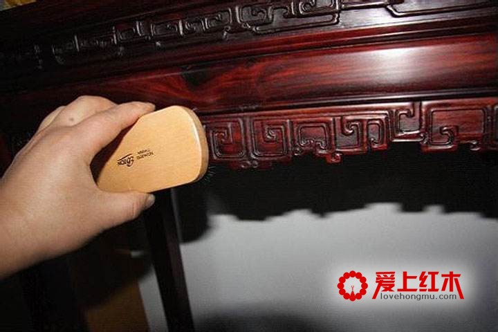 教您在雨季如何对红木家具进行保养