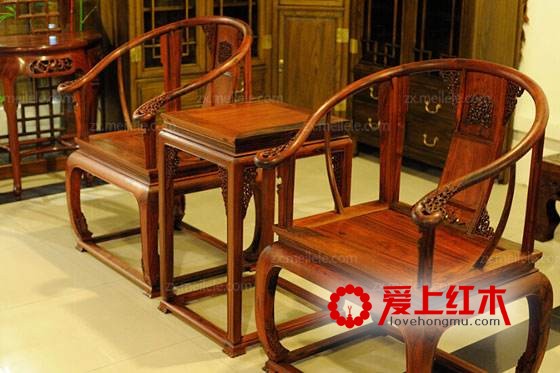 为什么明式家具大多用黄花梨原料？