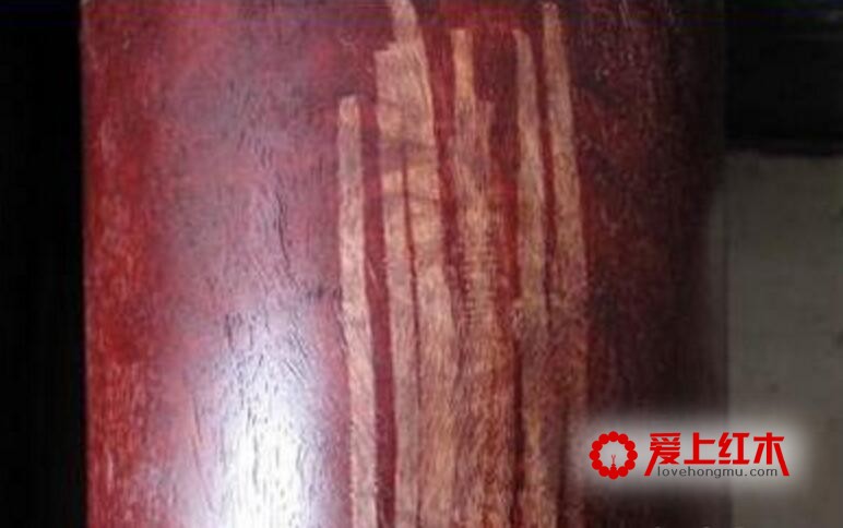 小叶紫檀含白是什么？