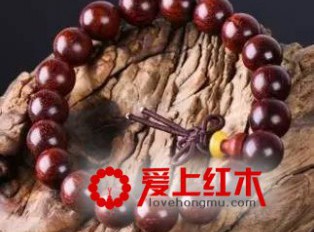 在文玩材质中除了有香味文玩竟然还有臭味文玩