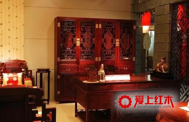如何辨别红木家具内在质量？五招自检红木家具质量-1