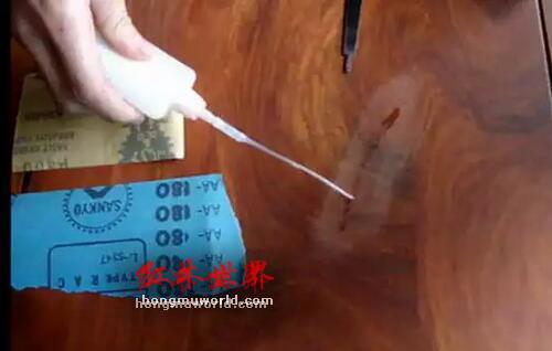 红木家具开裂的罪魁祸首是它？红木家具开裂修复方法-2