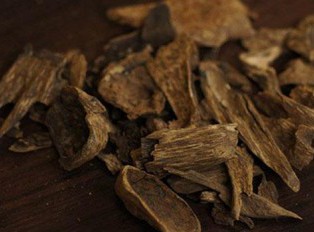 不是所有沉香都能入药的，要达到三个标准