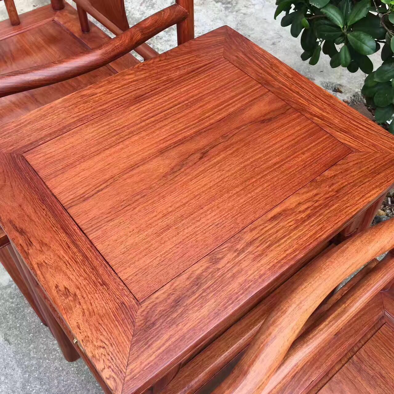 玫瑰椅，一种带着粉红色泡泡的古典家具-2