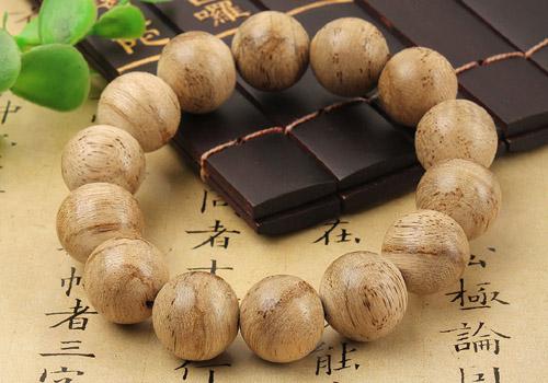 沉香佩戴后会发生哪些变化？-1
