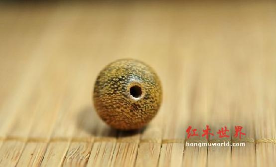 沉香串珠最常见的造假及辨别方法，大揭秘！-8