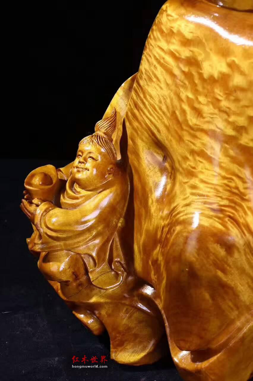 小叶桢楠《散财童子》大师之作刀工细腻底色饱满-4