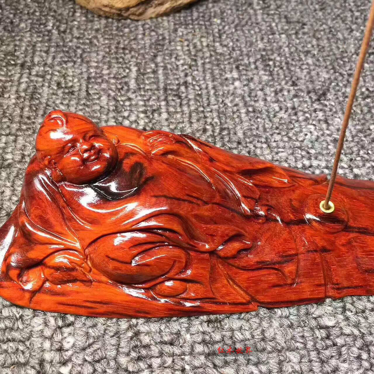 《善财童子》香插 小叶紫檀鸡血红泥料打造-5