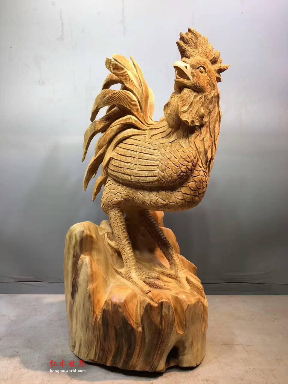 红豆杉工艺品《金鸡聚财》雕刻逼真寓意美好-1