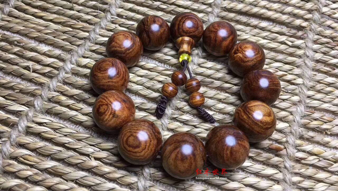 海南黄花梨手串 特微蜘蛛纹虎皮纹纹路奇特飘逸-5