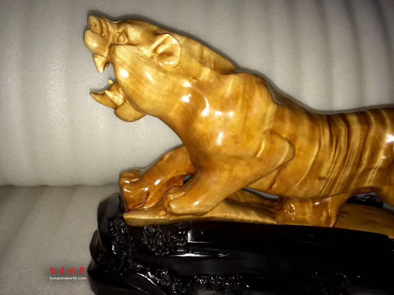 金丝楠工艺品《威震山河》手工雕刻老虎栩栩如生-6