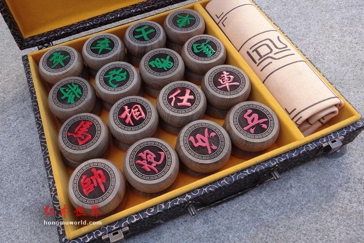 四川金丝楠木阴沉木中国象棋实木木雕-4